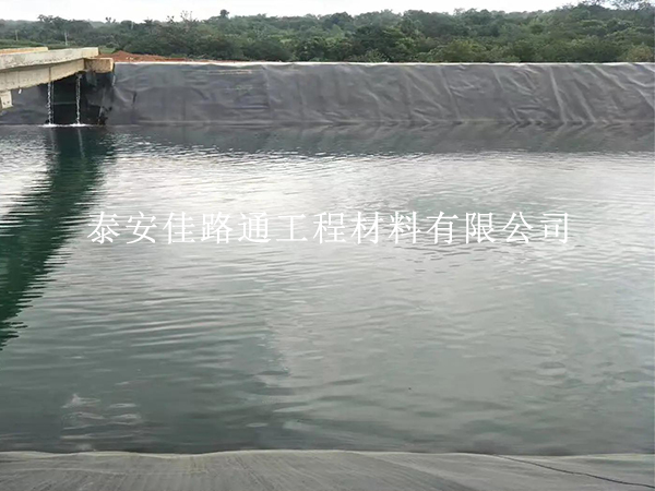 垃圾填埋場(chǎng)防滲膜總破損？6 大根源一次說(shuō)清